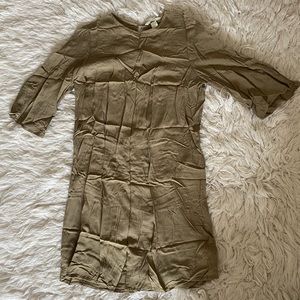 Airy Quarter Sleeves Dress